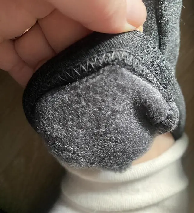 확실히 도톰하고 따뜻해요~ 
