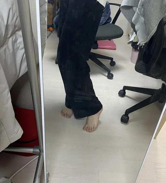 키가 큰 편이다보니 길이가 아쉬운 적이 많았는데 이번꺼는 키큰버전이라 길이 넉넉하고