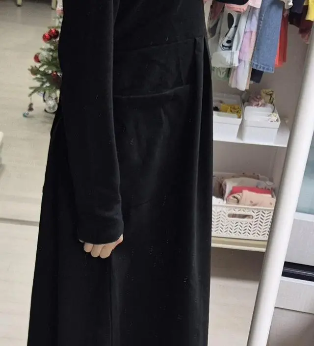 기장도 길고 안에 기모안감이 있어서 겨울내내 교복처럼 입을 것 같아요! 만삭까지 문제