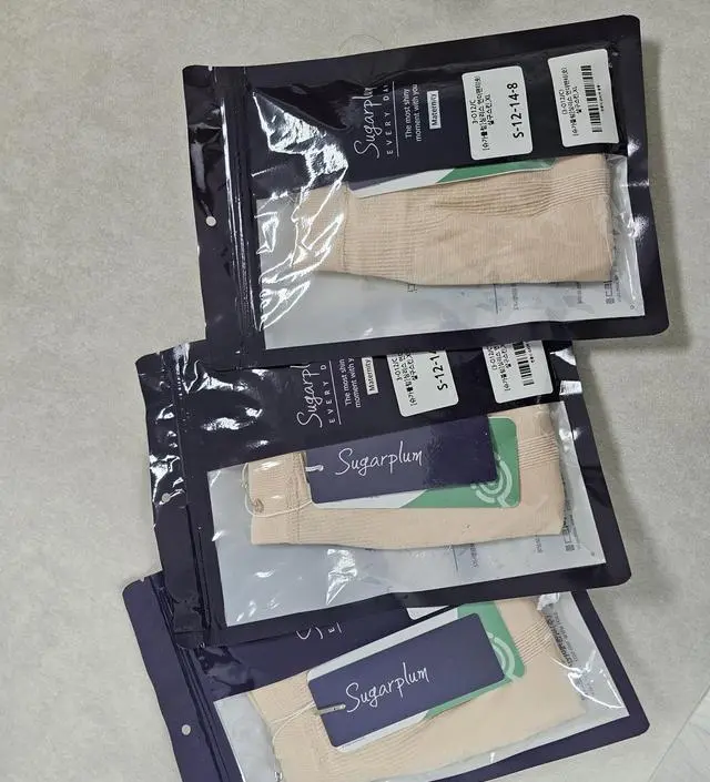 저번에 사서 입어보고 너무 좋아서 재구매 합니다.
