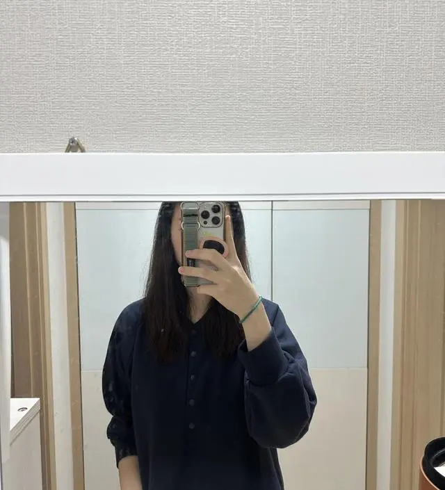 2주전쯤 수유복 멜란지, 네이비 2개 샀는데
