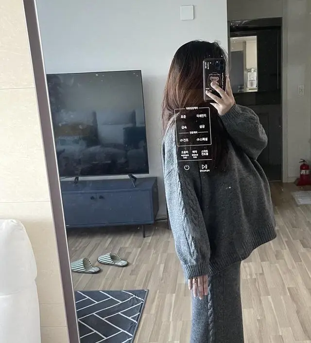 귀여워요. ^^ 임신 37주인데 딱 맞아요. 너무 좋아요. 겨울에 입기 좋은 따뜻한 두꺼운