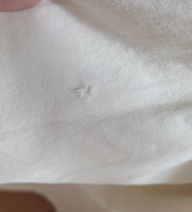 레이어드해서 입기 좋아보여 구입했어요.
