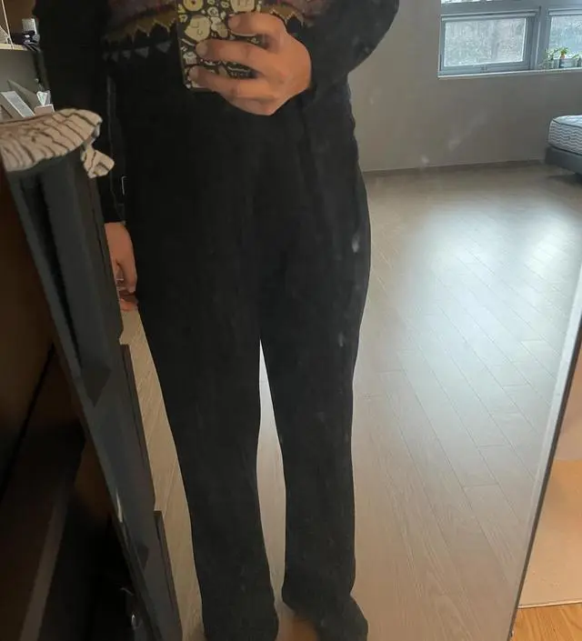 상세사이즈 확인해서 지난번 구매한 와이드 슬랙스 보다 조금 더 크게 넉넉하게 구매했