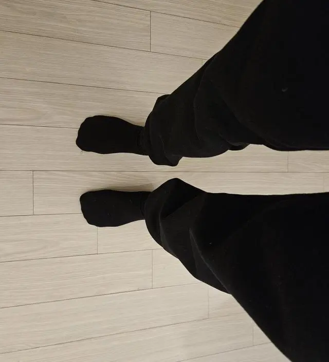 35주 산모 편하게 입을 옷 찾다가 구매했어요. 따뜻하고 편안해요. 제목처럼 짱편해조거