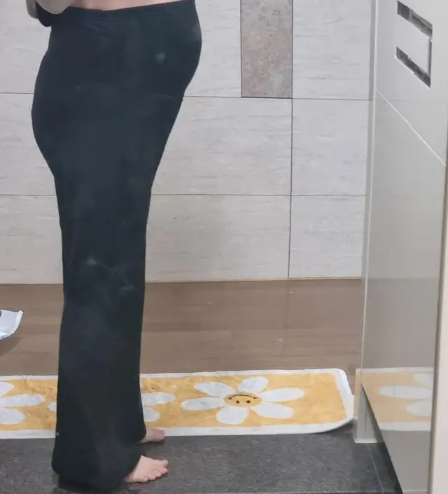 맨날 원피스만 입다가 바지입고싶어서 바지주문햇어요 34주인데 엑스라지 여유잇게맞지