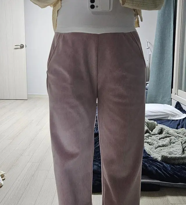 키 160cm 평소 몸무게 50kg 현재 임신 25주 55kg 입니다.
