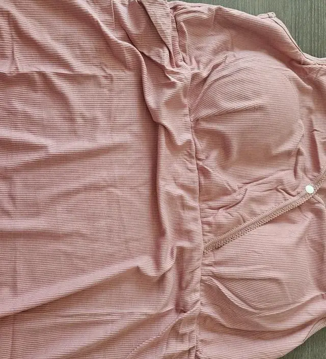 35주 만삭, 158cm 69kg 임산부인데 사이즈 넉넉하고 부들부들해사 착용감이 좋습니다. 