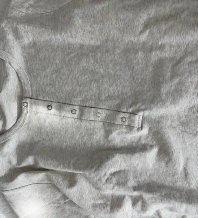 네이버페이에서 작성된 후기입니다.
