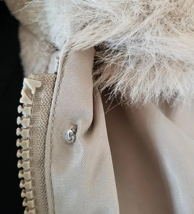 일주일만에 받았는데 ..옷은 모델입은것과 같아요
