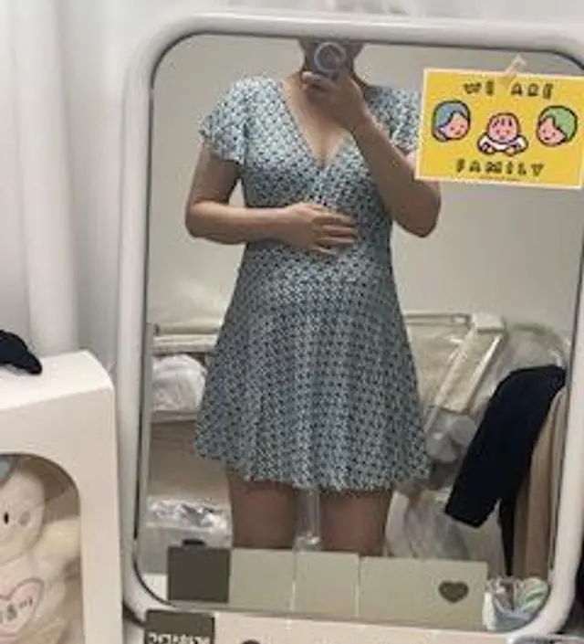 임신하면서 살이 많이쪄서 팔이랑 허벅지를 가려줄 디자인을 찾고있었는데 입어보니 너