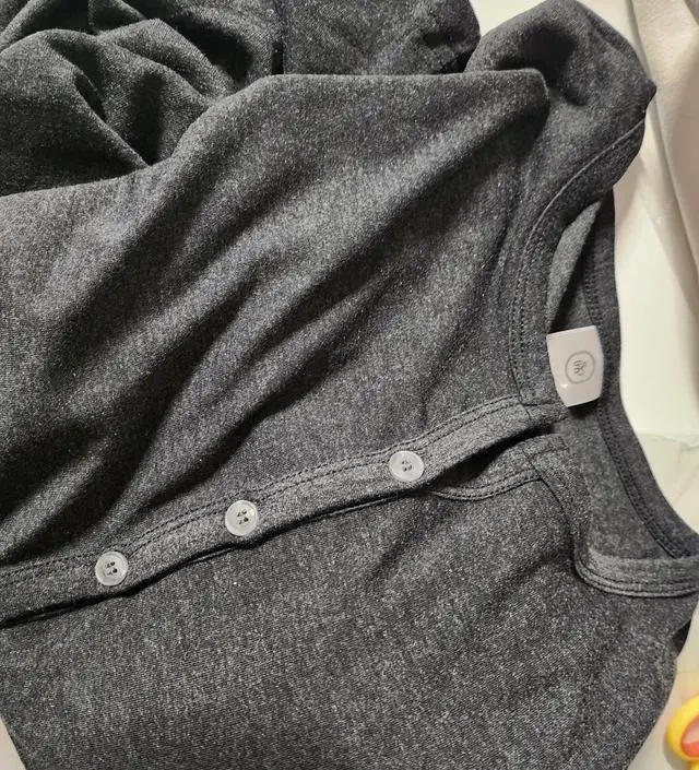 조리원 퇴소 후 모유수유 하려고 구매했는데 편하고 좋네요.