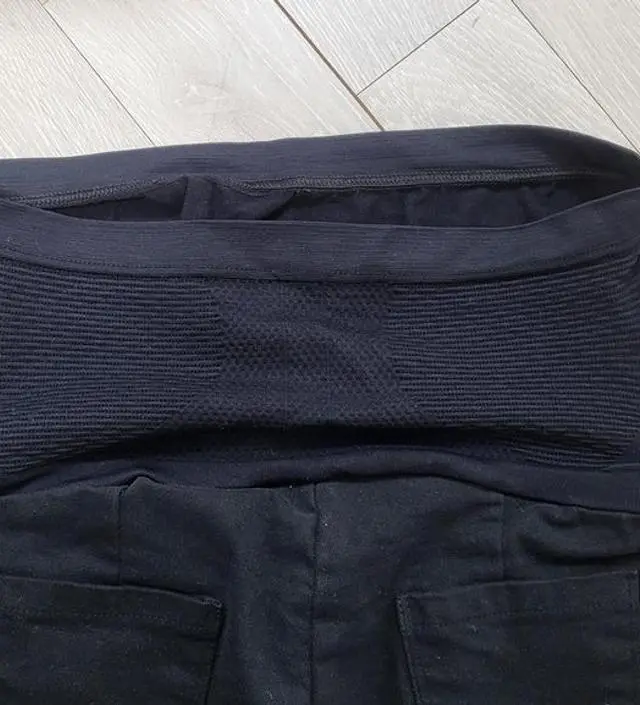 기본 면바지 입니다
