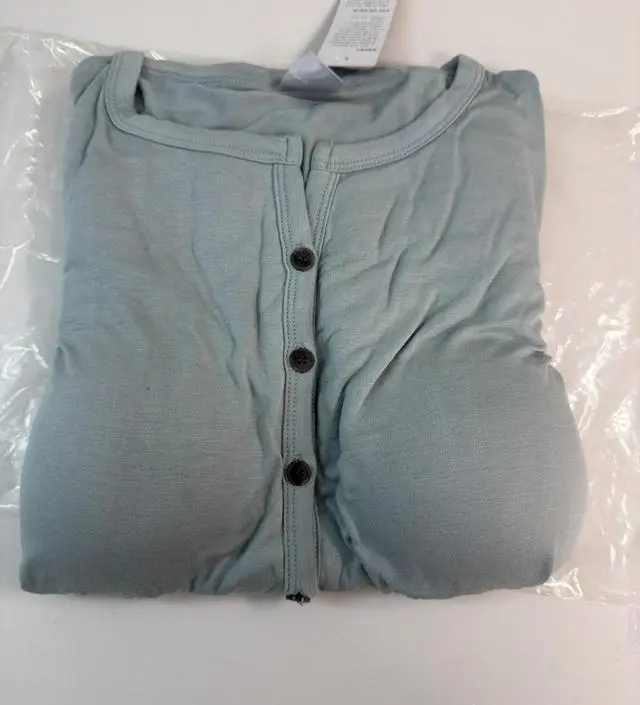 차르르 잠옷 원피스형으로 먼저 주문해서 입어보다가 면이랑 살에 닿는 느낌 다 좋아서