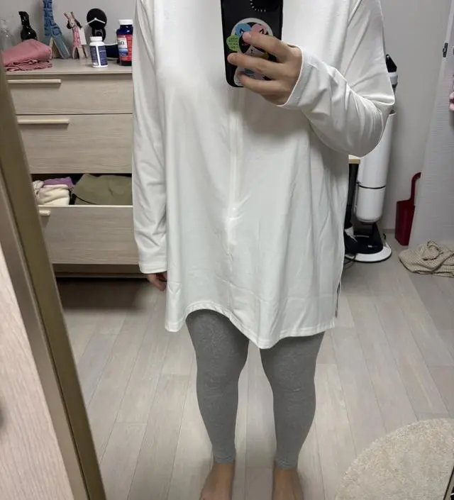 면이 굉장히 부드럽고 좋아오!! 다른 색상도 살까 고민되오