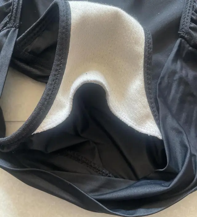 비슷한 시기에 임신한 친구가 선물해줘서 입었는데 너무 편하고 좋아서 살이 좀 더 찐 