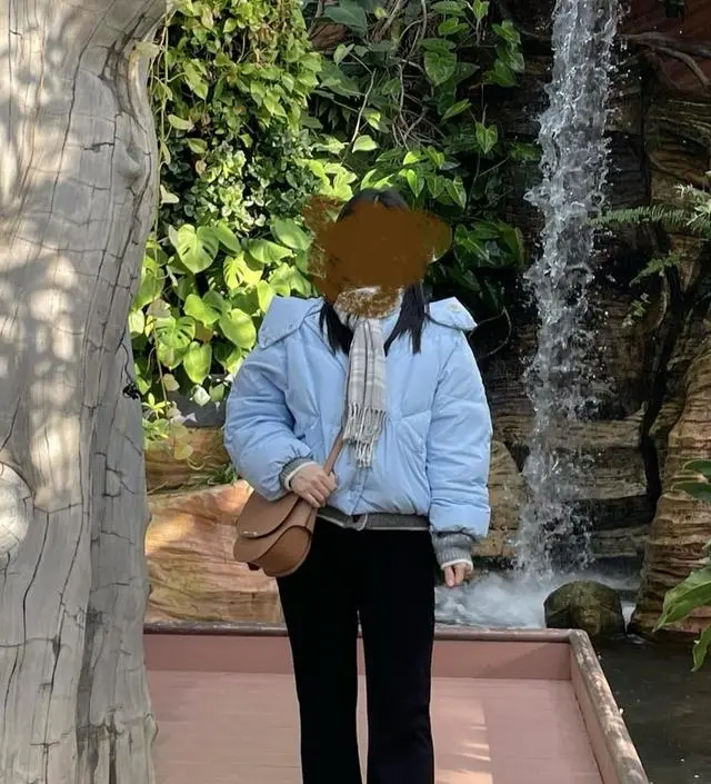 임신 후기까지를 생각해서 m사이즈했는데 좀 커서 흘러내려요ㅜㅜ 그 부분 빼곤 임부바