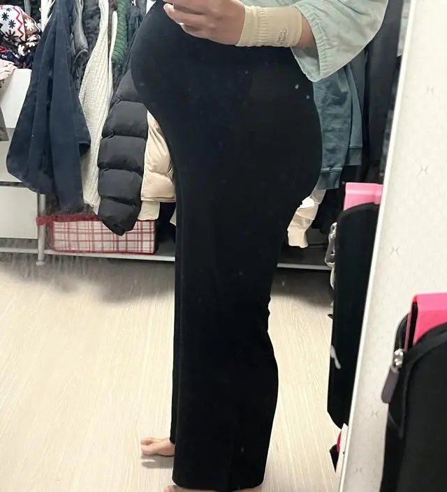 집에서 출산후 편하게 입으려고 시켰어요 쫀쫀하니 좋네요 많이 얇긴해요