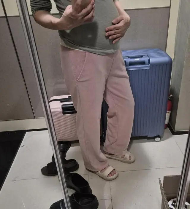 마음에 들어서 화이트로 하나 더 구입하려구요