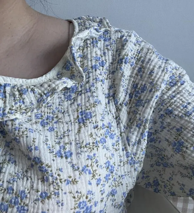 소재가 부드럽고 집에서 입고 있기 좋아요. ㅎㅎ