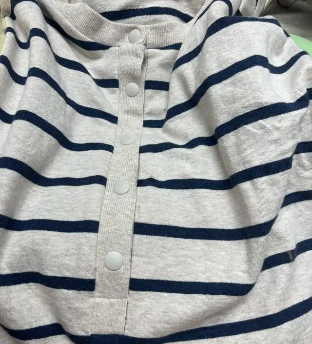 네이버페이에서 작성된 후기입니다.
