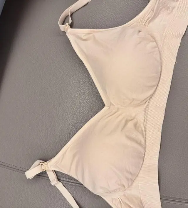 편한 게 좋아서 조금 큰 사이즈 구입했는데 만삭이고 원래 가슴 답답한 거 싫어해서인지