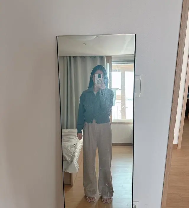 예쁘고 따뜻해서 좋네요ㅎ 아직 허리가 커서 (14주;) 최대한 쪼이긴 했는데 길이도 길어