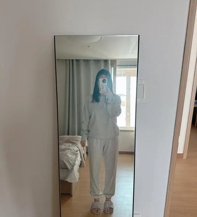 봄여름이 만삭이라 미리삿는데 지금도 실내에서 편하게 입을 수 있어서 좋아요!얇아서 