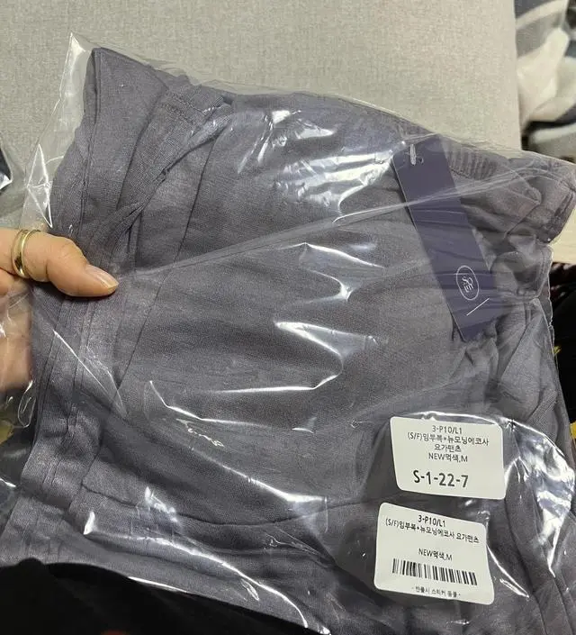 화면의 색상이랑 실제 받은 색상이랑 너무 차이나요..