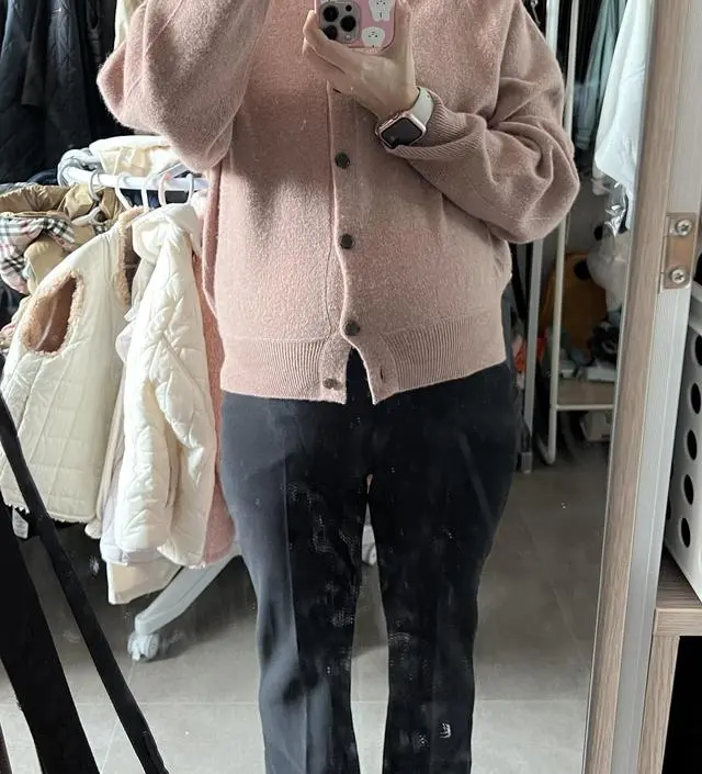 키 157인데 길이 딱 좋아요 !! 살짝 두꺼워서 지금부터 봄까지고 잘 입고 다닐것같아요