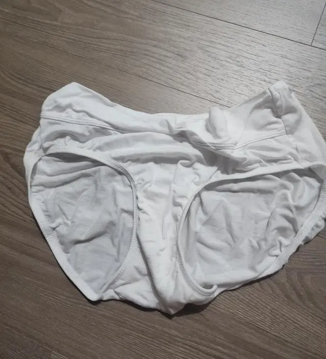 질 괜찮고 편하게 잘 입고 있습니다 
