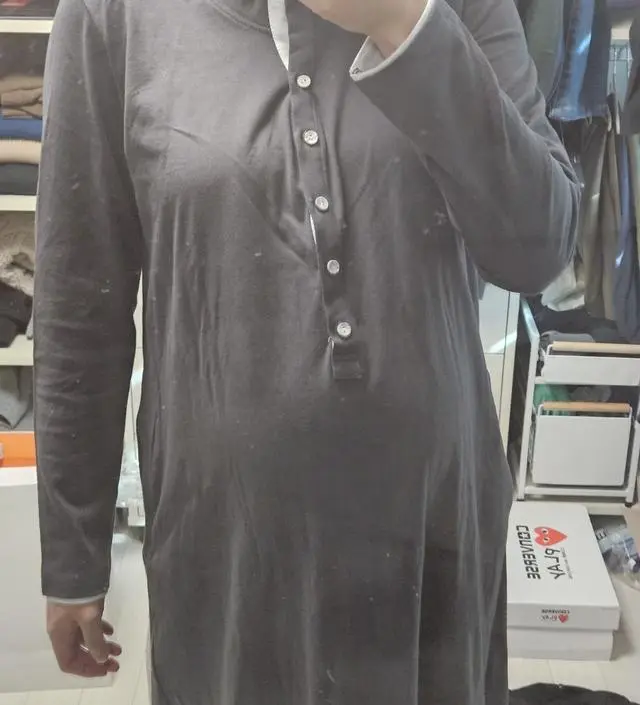 집에서 입기 딱 좋아요 !  단추가 좀 뻑뻑하긴합니다