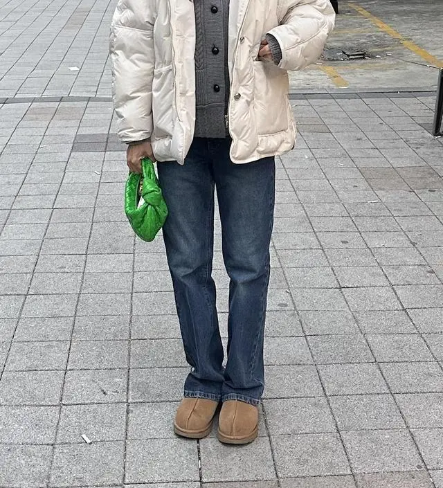 임신초기에 s샀다가 허리가 너무커서 반품했는데 청바지가
