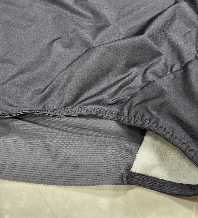 엉덩이 부분은 넉넉한데
