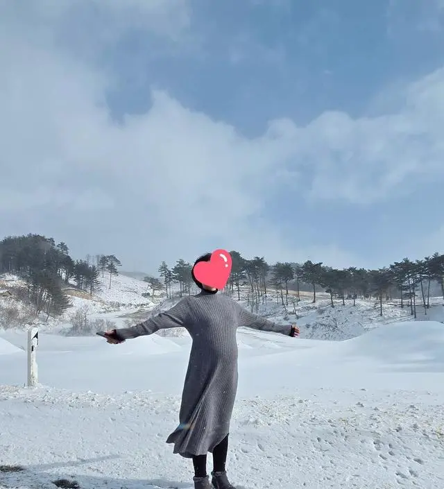 보드랍고 신축성이 좋은 실크를 입은것처럼 기분좋네요~많이 길어도 걷는데 불편하지 않
