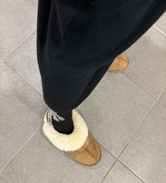 신랑도 예쁘다고 한 치마! 임부복 같지 않고 출산 후에도 충분히 입을 수 있겠어요. 너