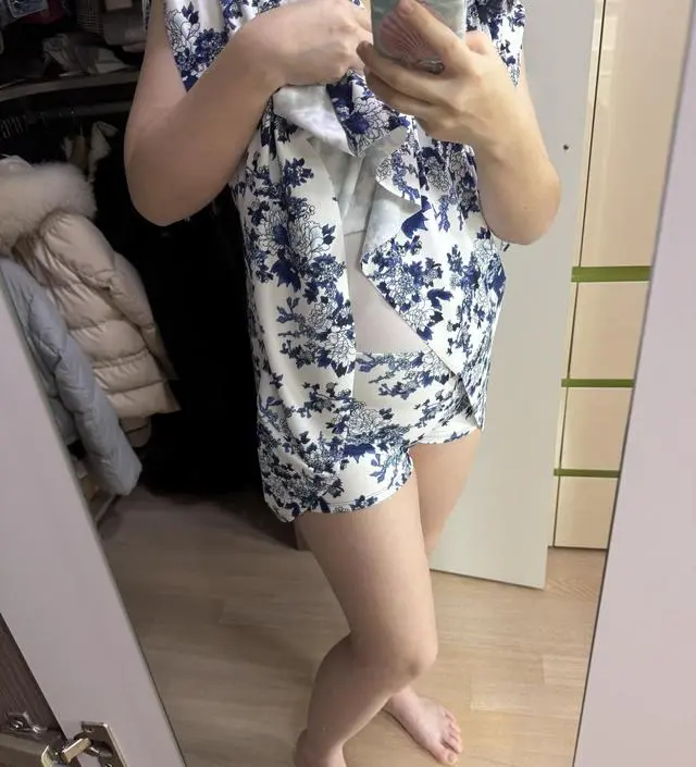 161에 64키로 엑스라지가 잘맞아요 16갤이라 입덧 끈나고 수영가요 신나요 수영복 맘에