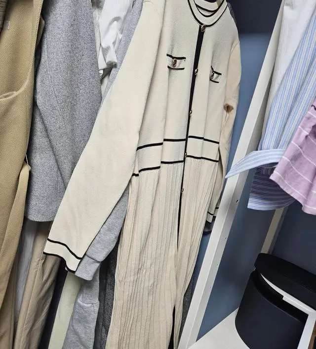 예쁩니다 화려한 거 잘 어울리시는 분들이 잘 어울리실 것 같구요. 고급스럽고 예뻐요.