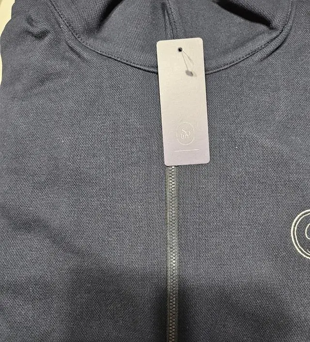 넉넉하고 부드러워서 입기에 딱좋아요 ㅎㅎ