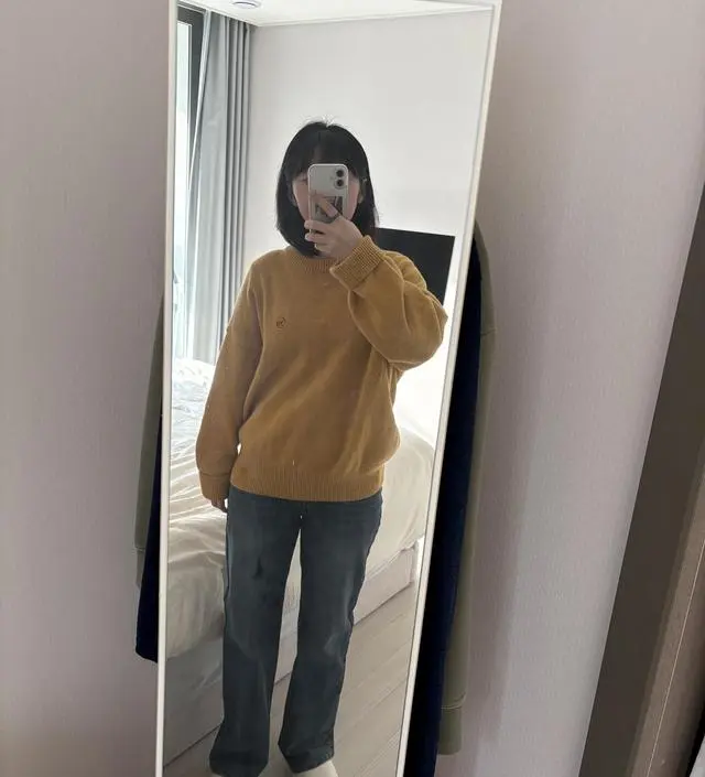 청바지를 좋아해서 임신 전에 옷장 한 칸이 다 청바지일 정도로 자주 입었는데 임신하고