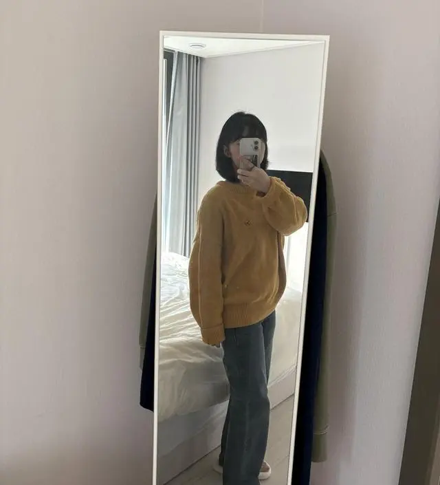 청바지를 좋아해서 임신 전에 옷장 한 칸이 다 청바지일 정도로 자주 입었는데 임신하고