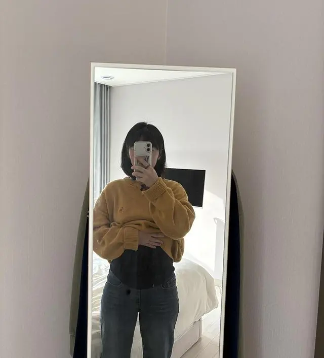 청바지를 좋아해서 임신 전에 옷장 한 칸이 다 청바지일 정도로 자주 입었는데 임신하고