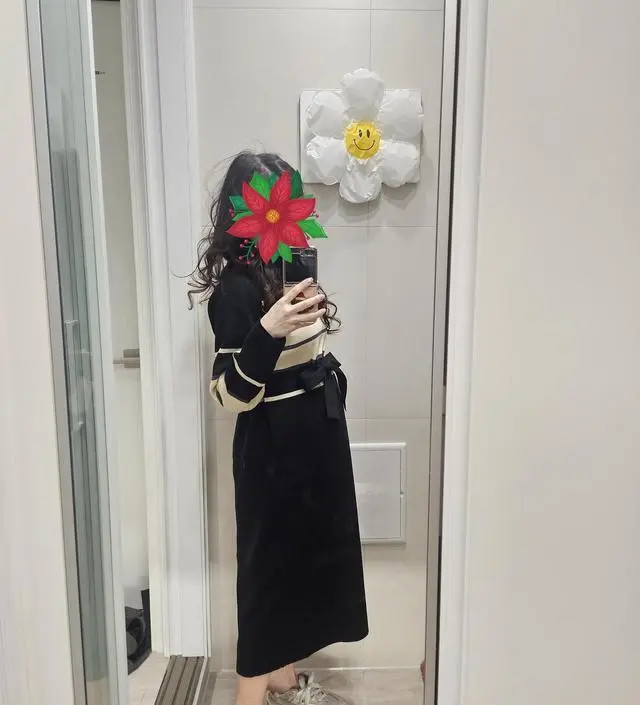 니트원피스같은 스타일 벨트로 조절할수  있어 참 좋으네요.
