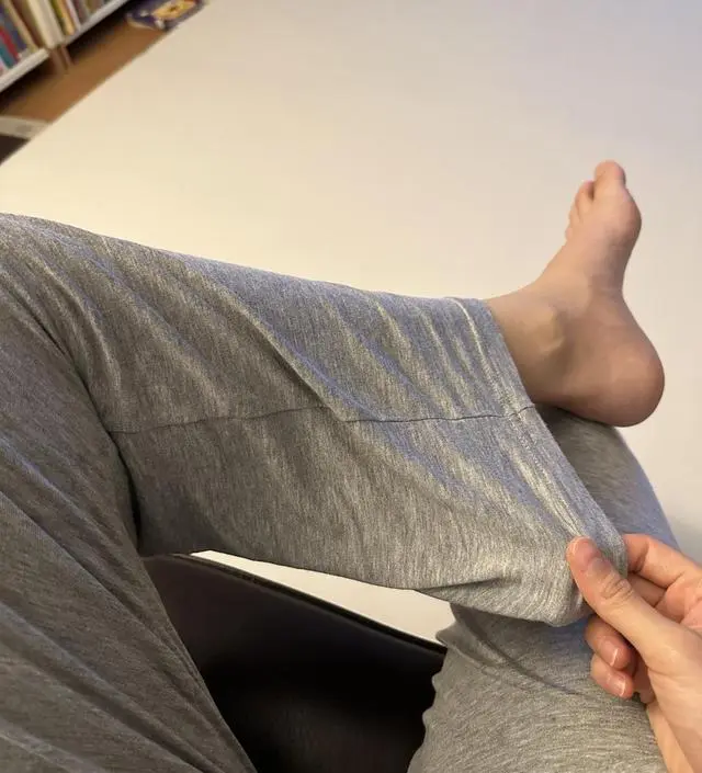 대만족입니다. 안 입은 듯 편하네요. 두 벌 더 사려고 들어왔습니다. 