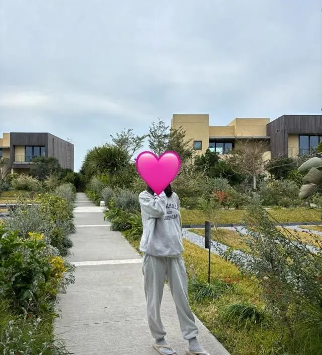 네이버페이에서 작성된 후기입니다.
