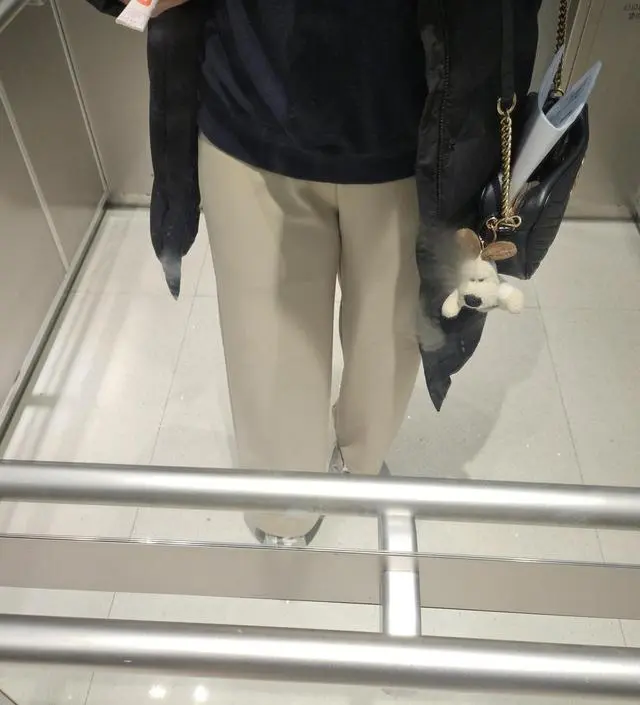 이거봄에너무너무잘입을것같아요.
