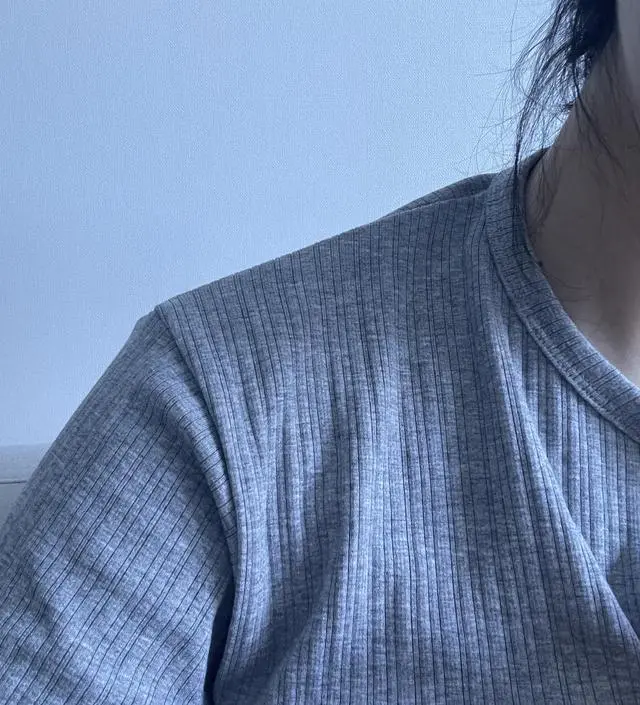 가격이 있어서 고민을 했는데 재질이 진짜 좋아요!