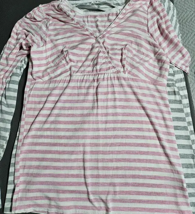 수유복으로 그레이XL구매해서 잘 입었는데 좀 큰 것 같아 L사이즈로 재구매했는데 사이