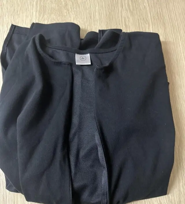 회색 구매하고 좋아서 블랙도 구매했어요!
