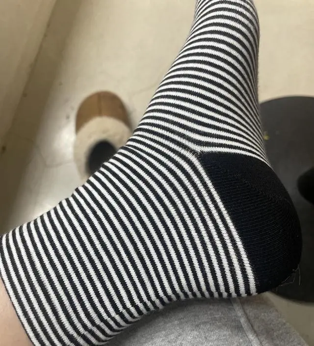 무압박 양말  부종이 심한시기인데도 압박이 안되서 너무 좋네요